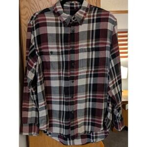 ❄️Men's Medium Basic Editions Button Down Shirt